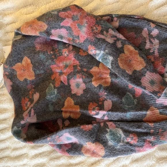 Bartolini floral button down cardigan - Picture 5 of 7